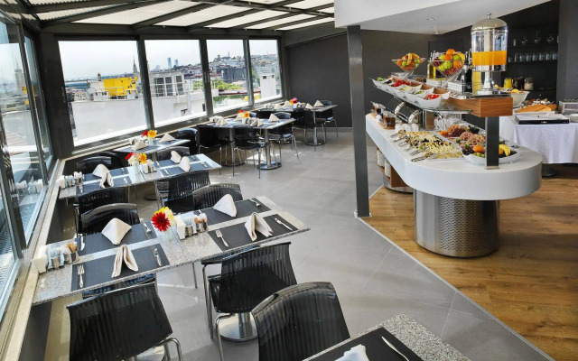 Misa Hotel