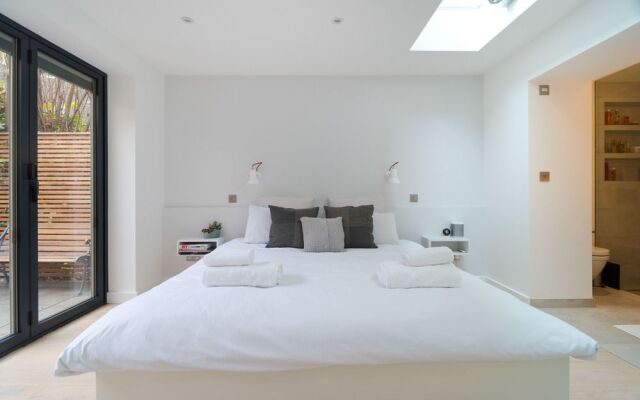 Contemporary Chic home in Kings Cross