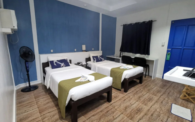 Pescadores Suites Moalboal