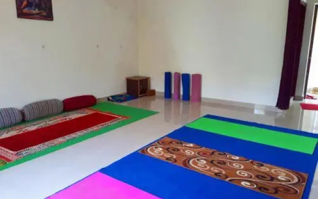 Yogi Ashram Guest House