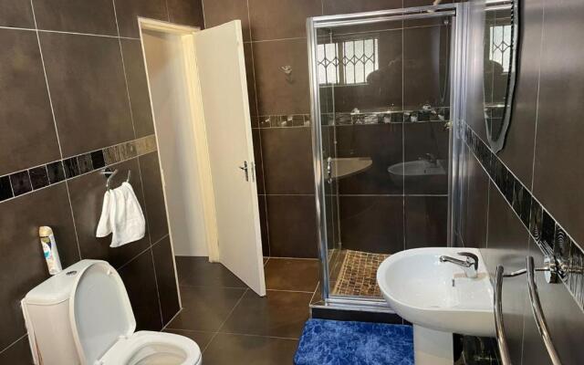 76 Darwin Guesthouse