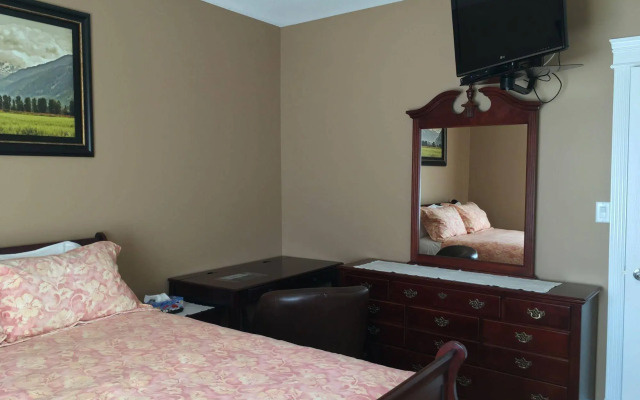 Lakeshore Inn Bed & Breakfast