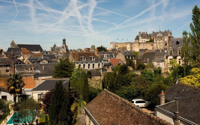Hôtel Au Charme Rabelaisien