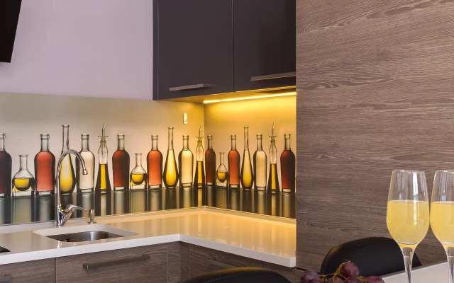 БелосНежность на набережной Обводного канала 108