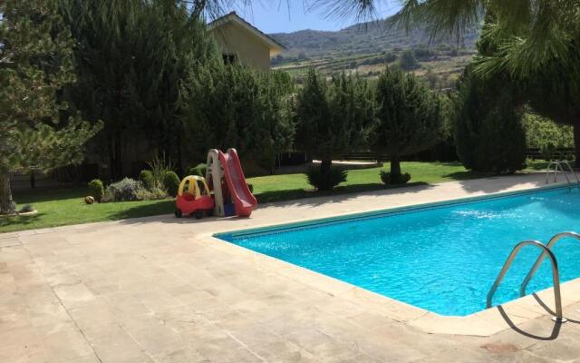 Agia Mavri House