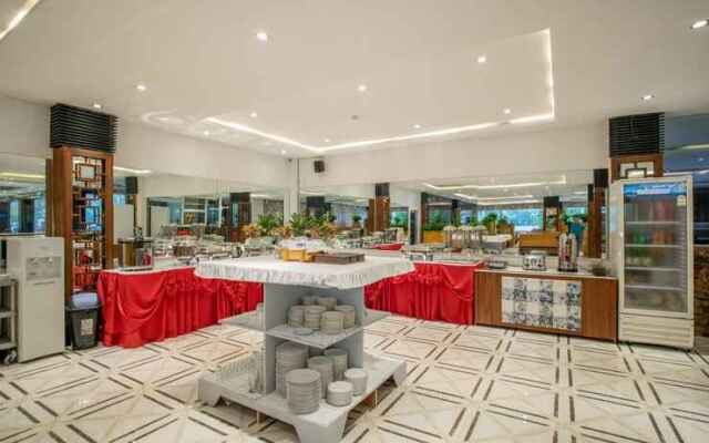 Starview Hotel and Resort