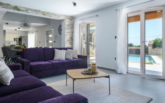 Grande Comfortable Holiday Residence