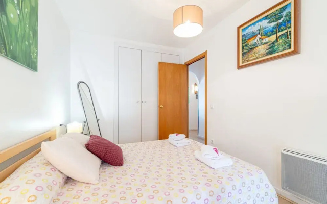 Apartment in Empuriabrava With Beach Access