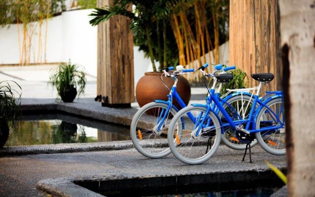 Tideline Palm Beach Ocean Resort and Spa