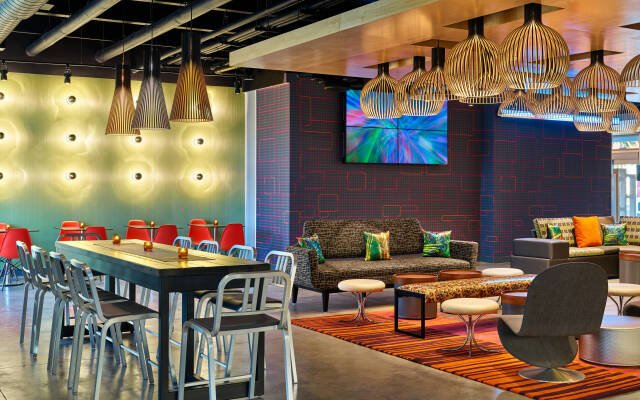 Aloft Miami Airport