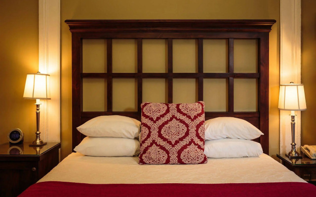 The Marshall House, Historic Inns of Savannah