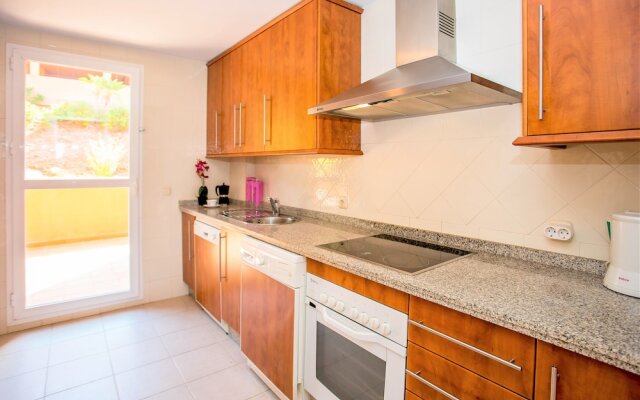 Frontline Golf and Sea views, 2 Bed JC6