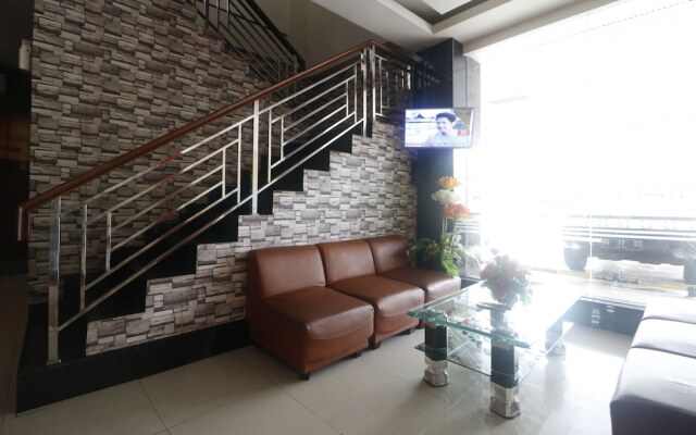 RedDoorz Plus near Universitas Negeri Makassar