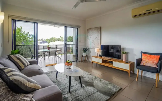 ZEN NOMAD - 2BR Nightcliff Apartment