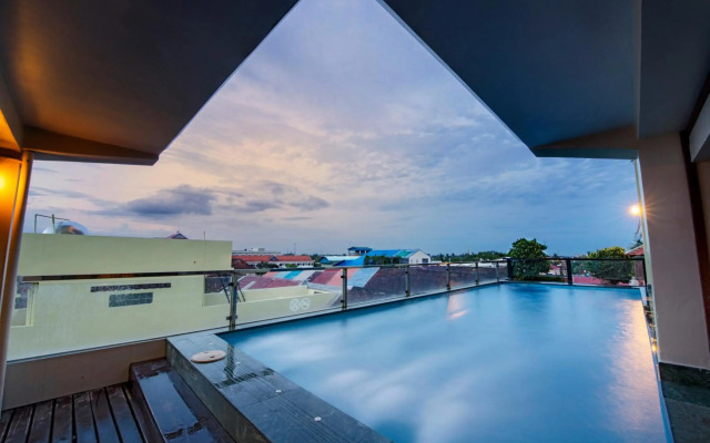 Seng Hout Hotel