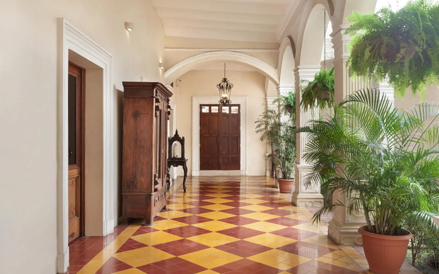 Hotel La Perla