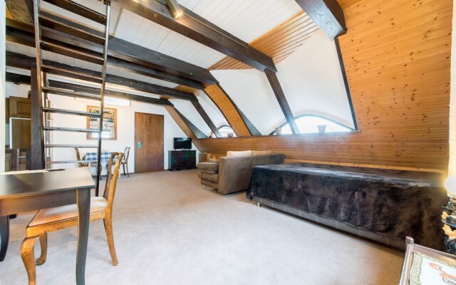 Private Apartment August-Voß-Straße
