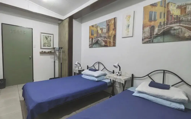 Nappers Hostel