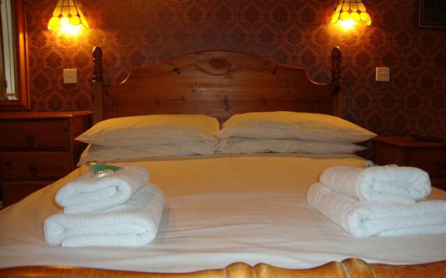 Mayfield Hotel
