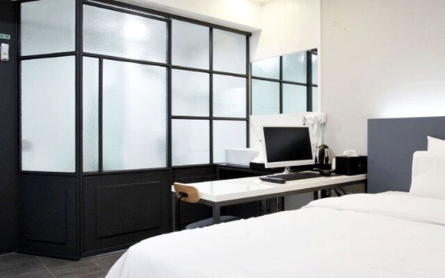 Siheung World Hotel