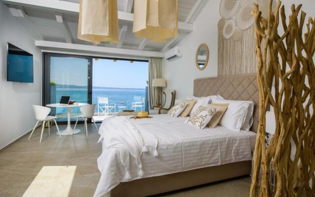 Gallery Luxury Suites & Rooms-Only Adults