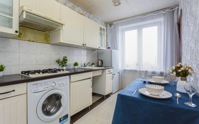 Moment House on Ivan Franko Street 36