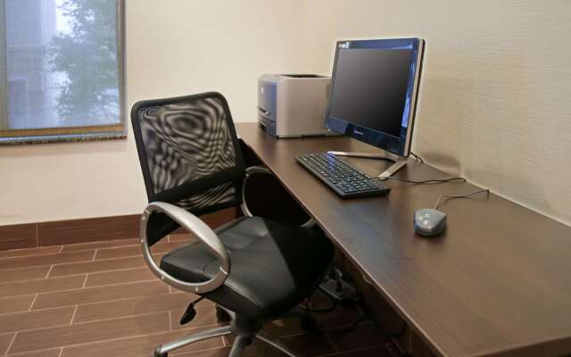 Comfort Inn & Suites