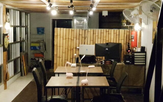 Zone6 Coworking Beach Apartment