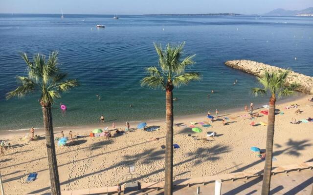 Studio 29 M With Terrace And View On The Beach