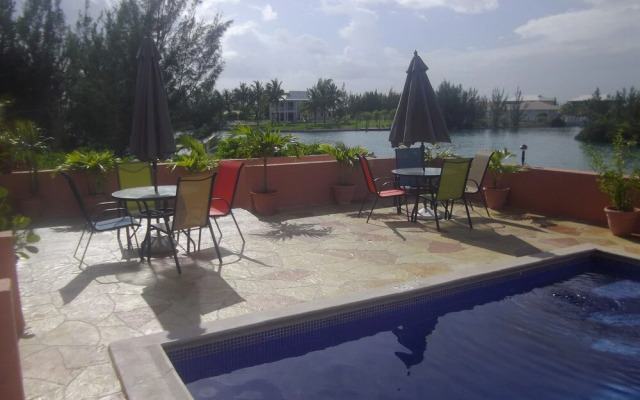 Dundee Bay Villas