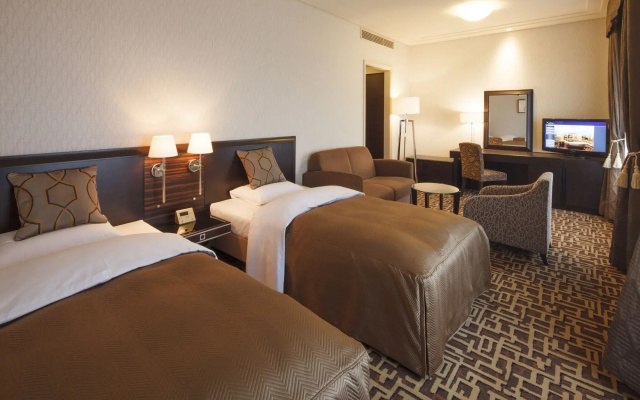 Okura Chiba Hotel