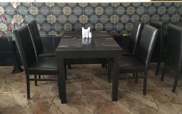 Exporoyal Hotel