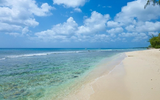 Sunny Vacation Villa 71