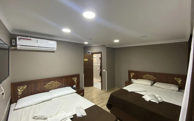 Grand Oral Hotel