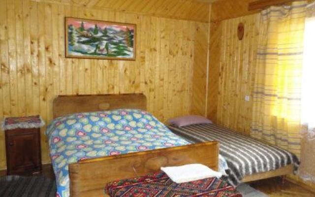 Zatishok Guest House