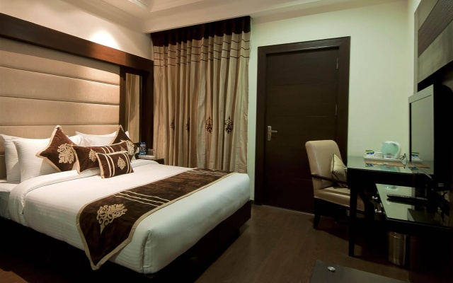 Hotel S K Crown Park