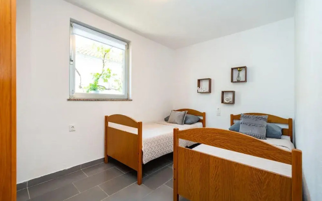Apartments Maia Lena