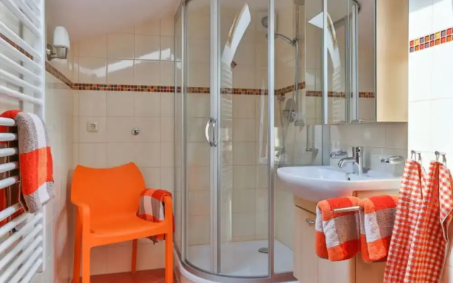 Haus Brandl Modern Retreat