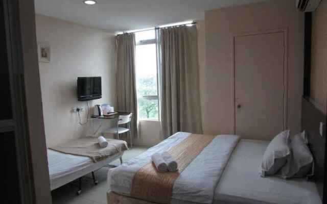 OYO 90460 Hotel Kl2f Rest & Go