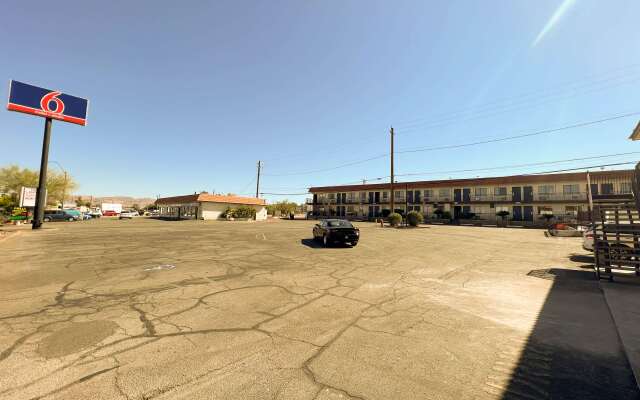 Motel 6 Henderson, NV