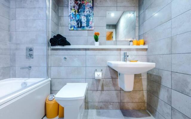 Exceptional Apartment with Parking Space