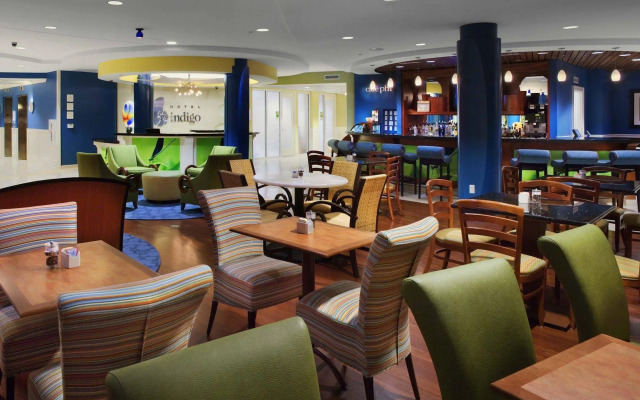 Hotel Indigo Jacksonville-Deerwood Park by IHG