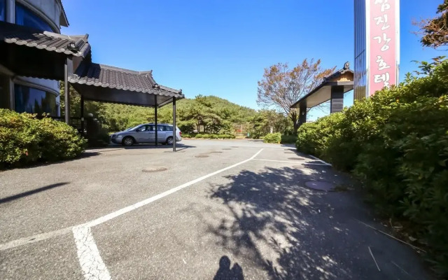 Hadong Seomjingang Hotel