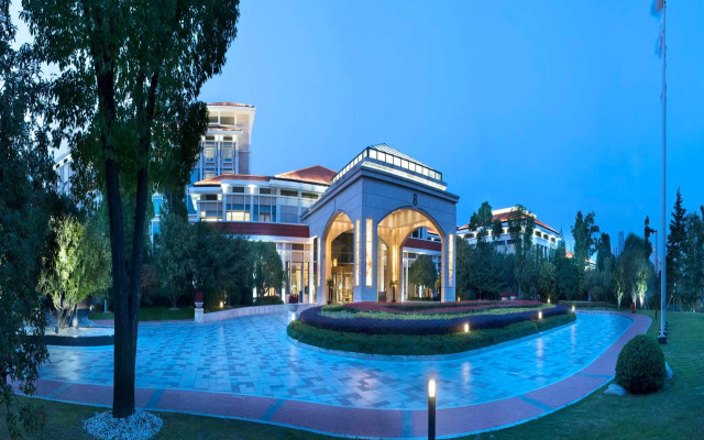 Jinji Lake Grand Hotel