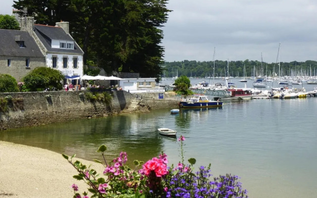 Apartment in Benodet Near Sandy Beaches