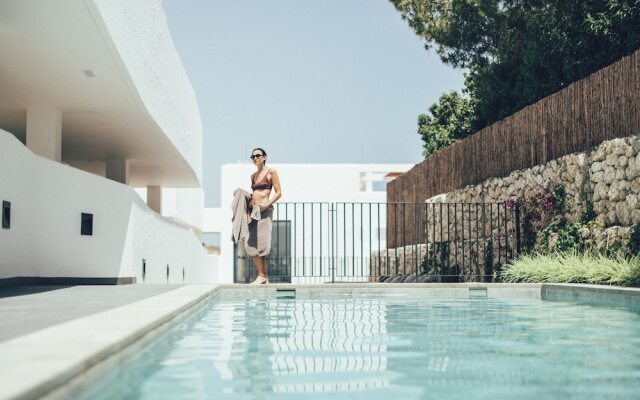 Cala Lanuza Suites