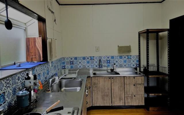 Guesthouse-Lahar- Hostel