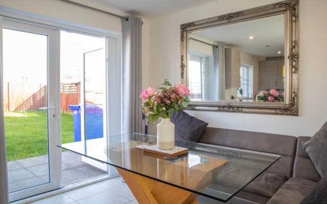 Etihad Blissful Retreat-3 Bedroom Haven