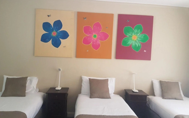 Barooga Country Inn Motel