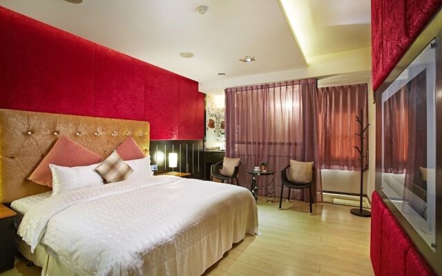 Prague Spring Boutique Motel